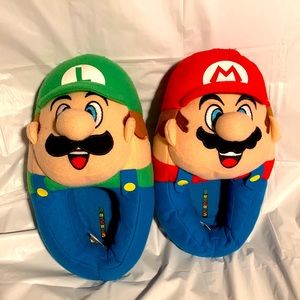 Super Mario & Luigi plush slippers